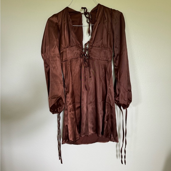 Long Sleeve Cut Out Deep V-Neck Satin Mini Dress - Picture 3 of 4